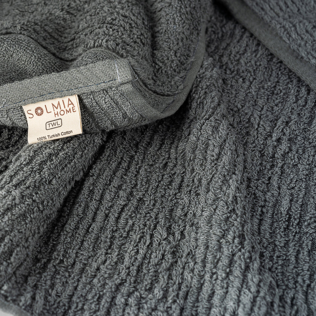 Aura Bath & Hand Towel Set